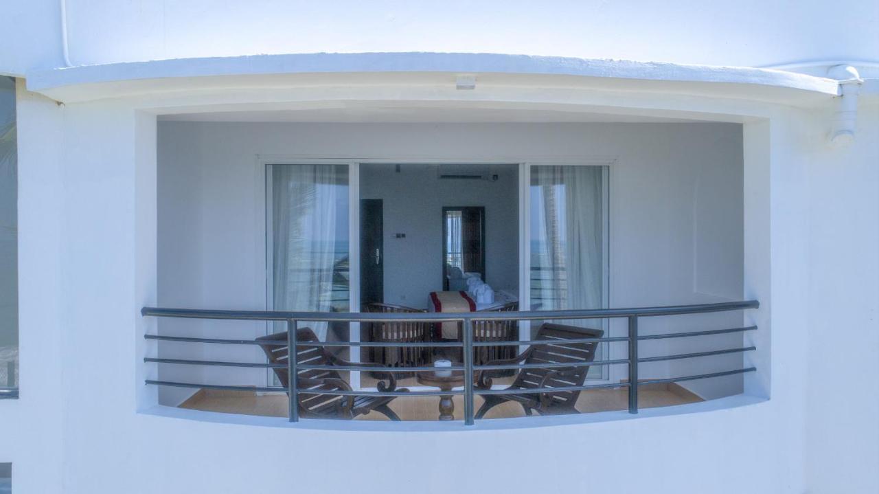 Manara Beach Resort Beruwala Exterior foto